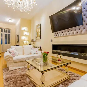 https://principe-luxury-suite-close-to-parliament.inbudapesthotels.com